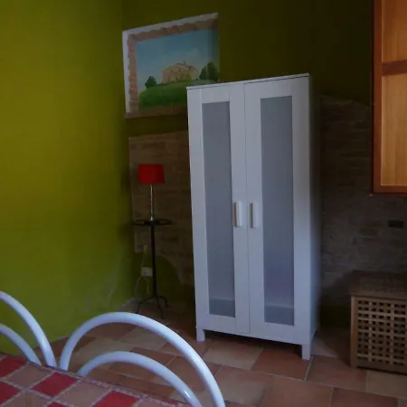 Ca Giovanni Country Pet Friendly אורבינו